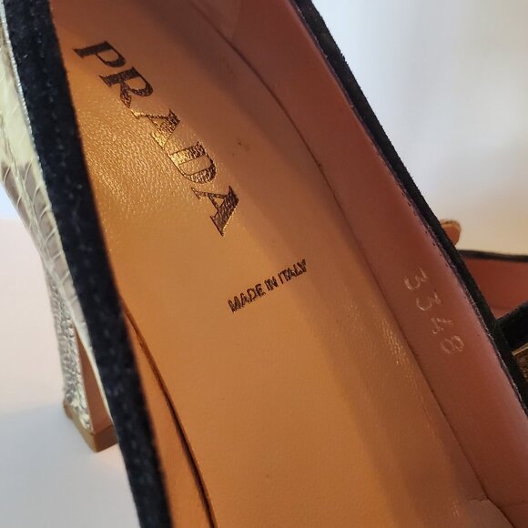 'Calzature Donna' Prada Pump - Picture 6 of 8